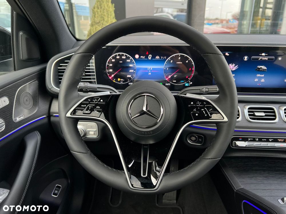 Mercedes-Benz GLE - 15