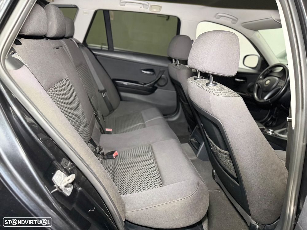 BMW 320 d DPF Edition Sport - 12