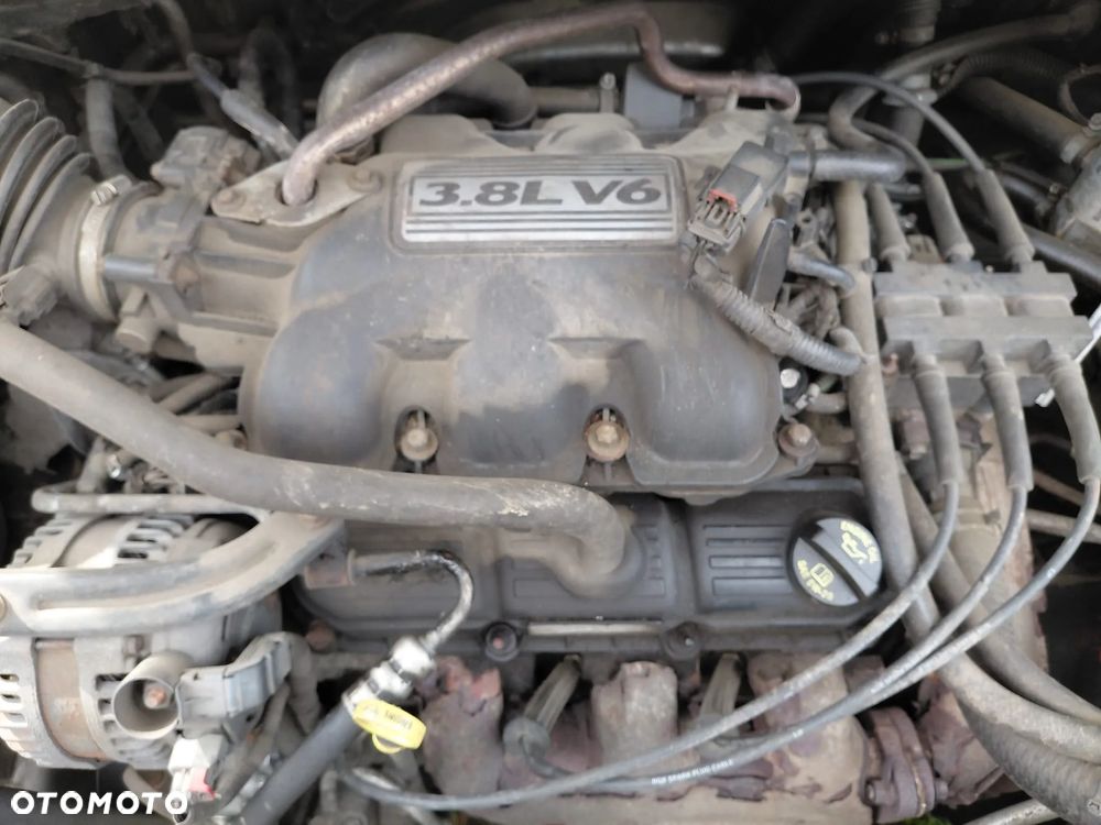 Chrysler Town & Country - 15