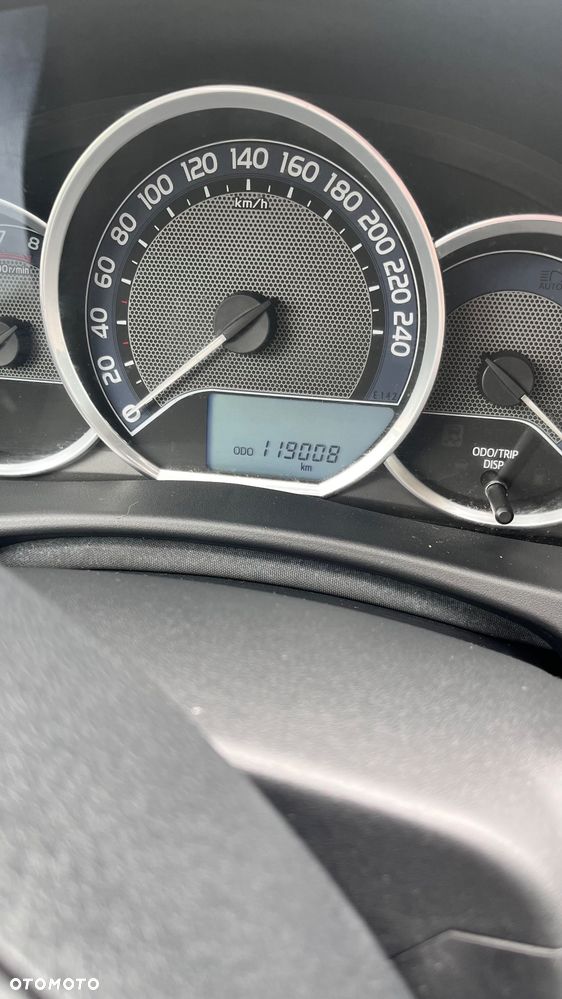 Toyota Auris - 21