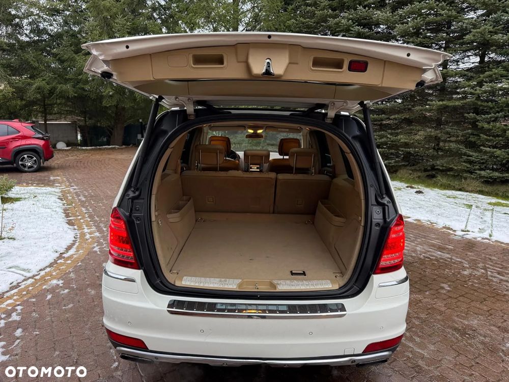 Mercedes-Benz GL 320 CDI 4Matic 7G-TRONIC - 27