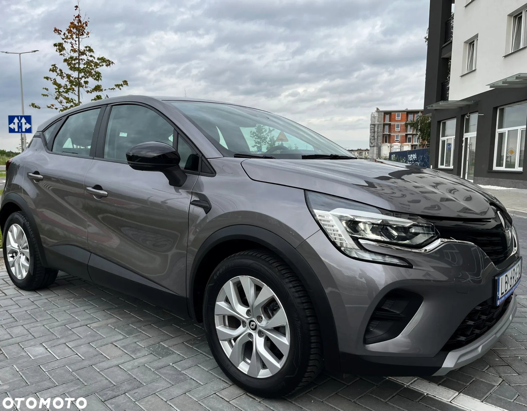 Renault Captur 1.6 E-TECH Full Hybrid 145 Techno - 7
