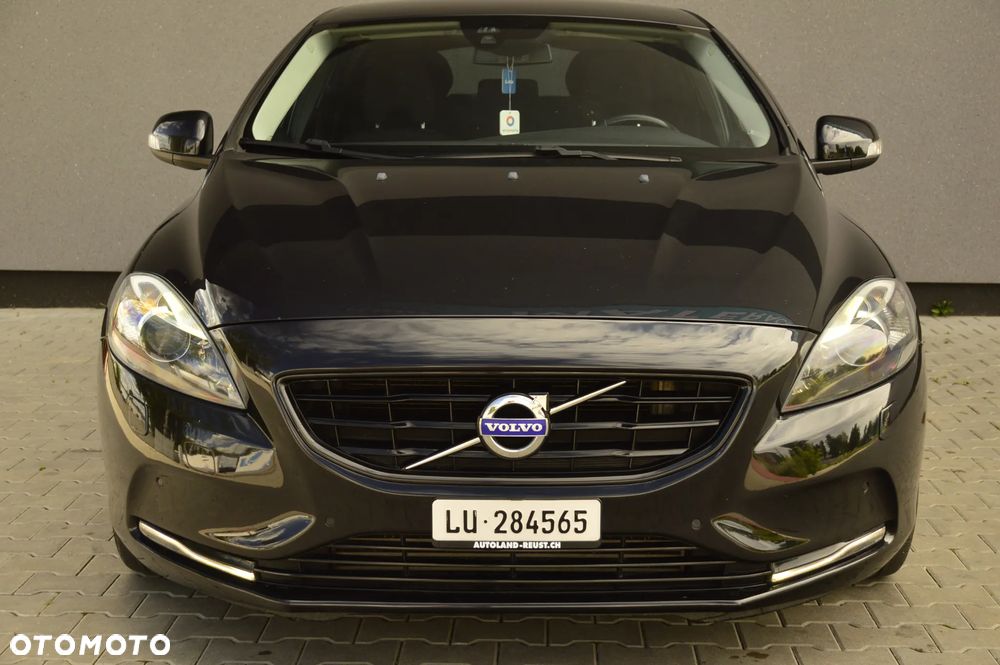 Volvo V40 - 2