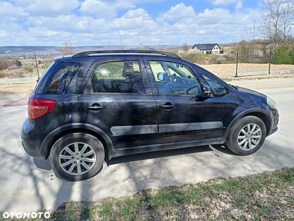 Suzuki SX4 1.6 Premium 4WD - 12