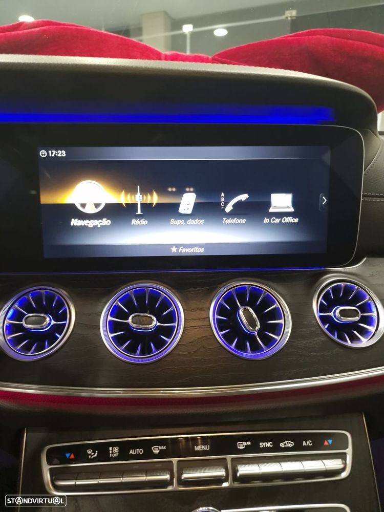 Mercedes-Benz E 300 d AMG Line - 23