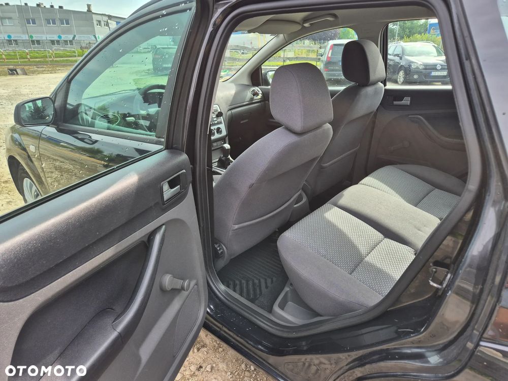 Ford Focus 1.6 Ambiente - 7