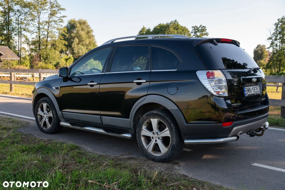 Chevrolet Captiva 2.2 d LTZ - 6