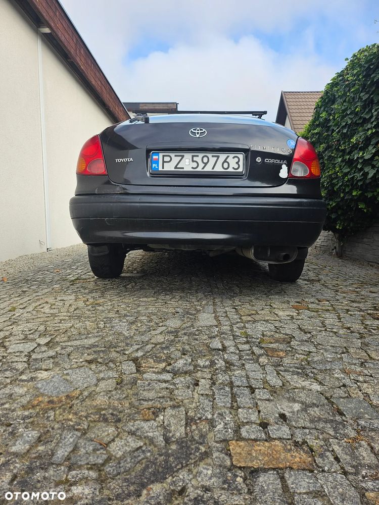 Toyota Corolla - 11