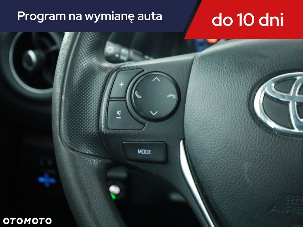 Toyota Auris - 14