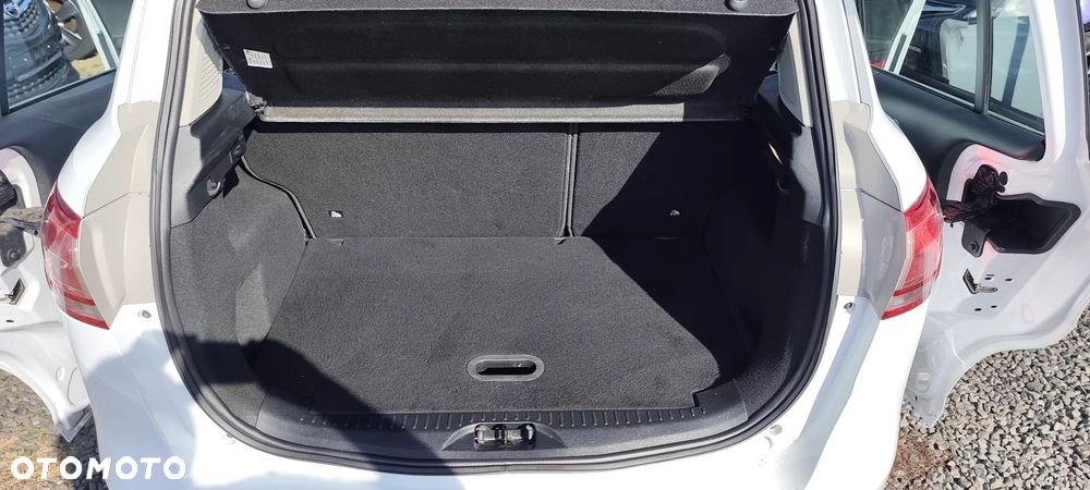 Ford B-MAX 1.0 EcoBoost Titanium - 22