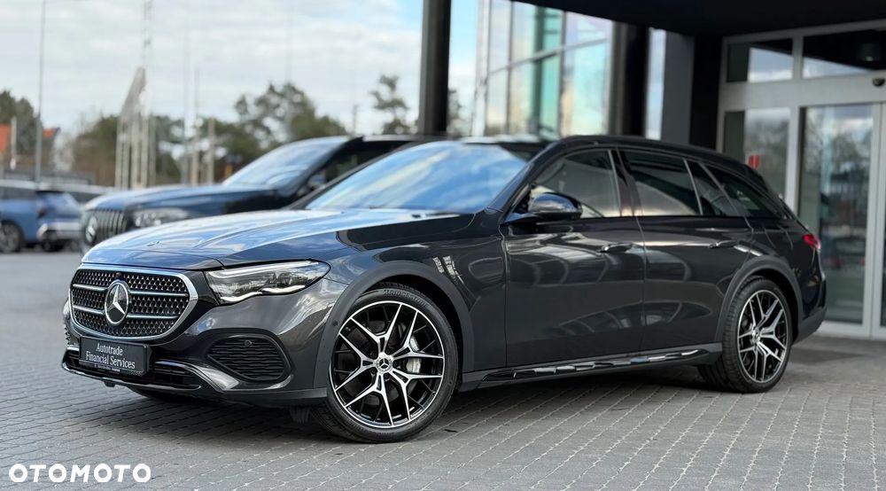 Mercedes-Benz Klasa E 300 de PHEV 4-Matic All-Terrain Avantgarde 9G-Tronic - 2