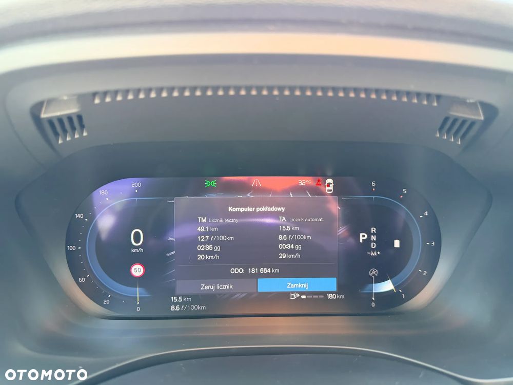 Volvo XC 60 B4 D AWD Momentum Pro - 23