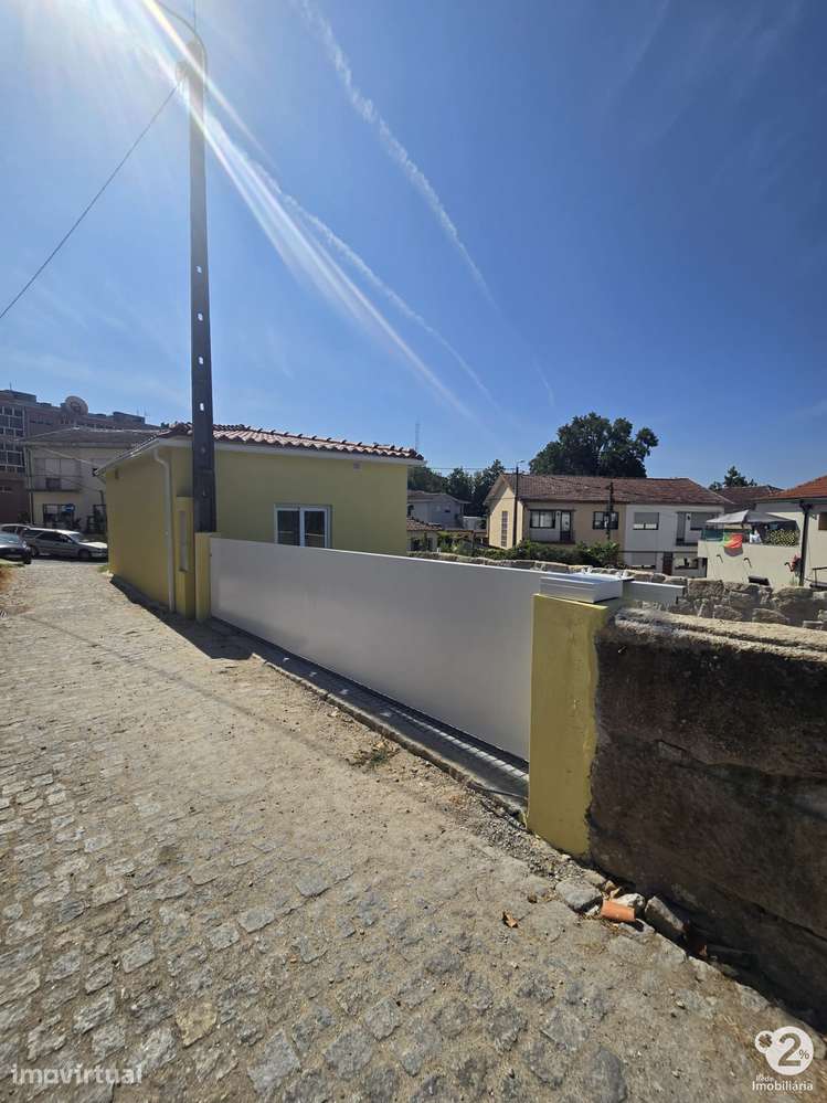 Moradia Bifamiliar totalmente remodelada em Ermesinde - Grande imagem: 3/13