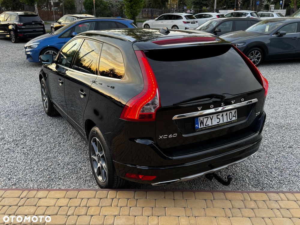 Volvo XC 60 D3 Drive-E Ocean Race - 13