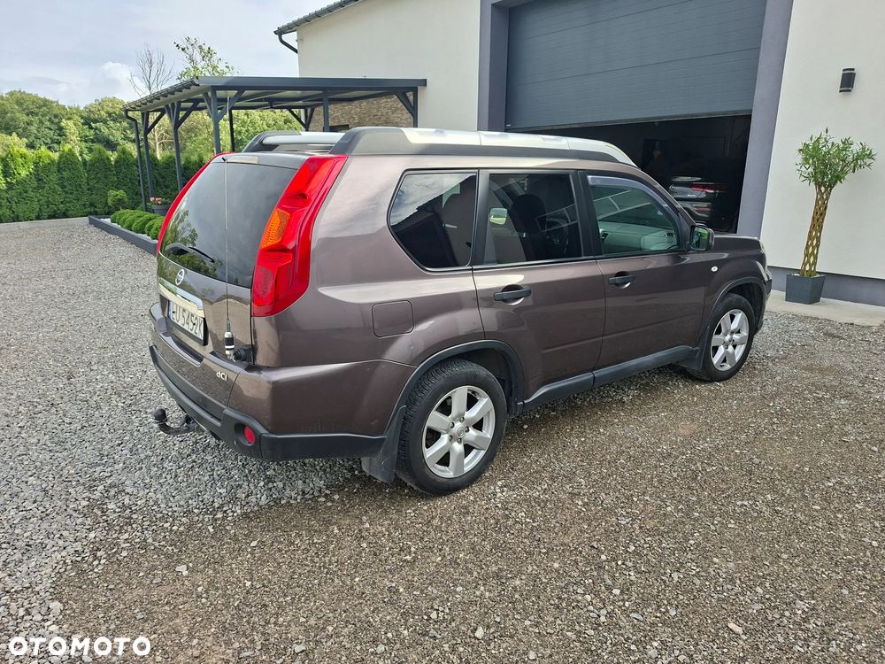Nissan X-Trail 2.0 dCi LE - 4