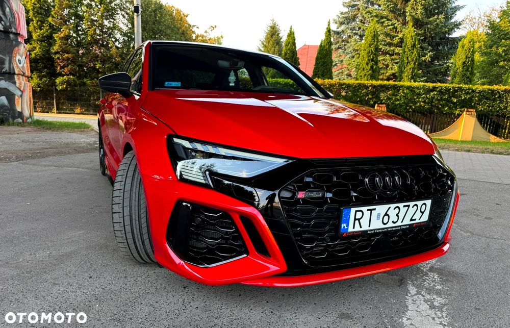 Audi RS3 Limousine - 8