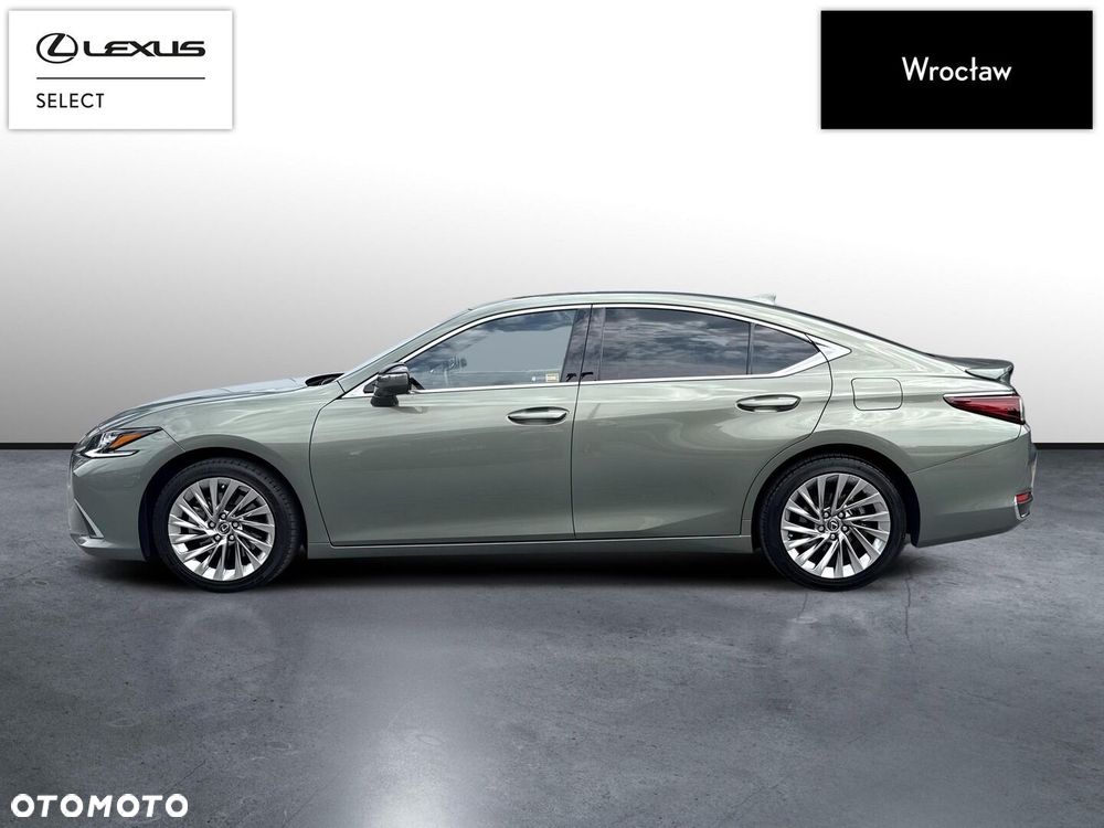 Lexus ES 300h Omotenashi - 2
