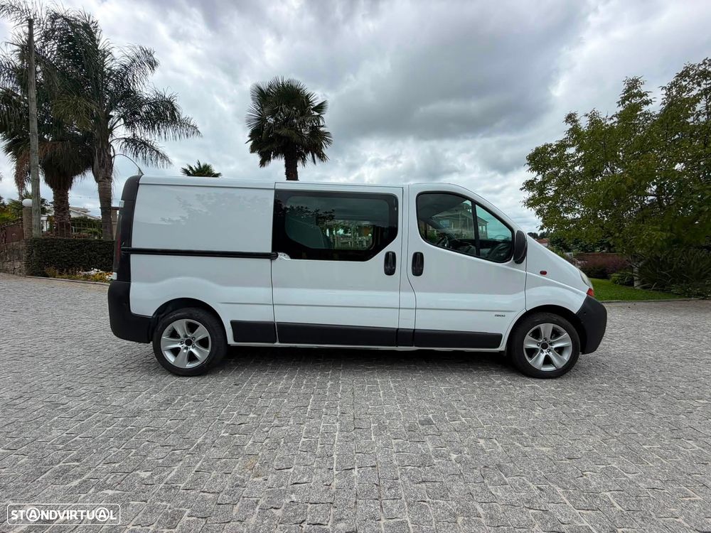 Opel Vivaro - 19