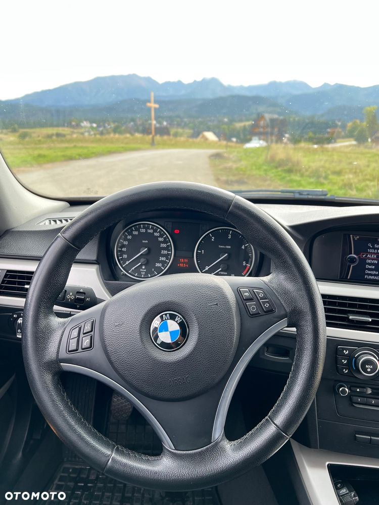 BMW Seria 3 320d xDrive - 15