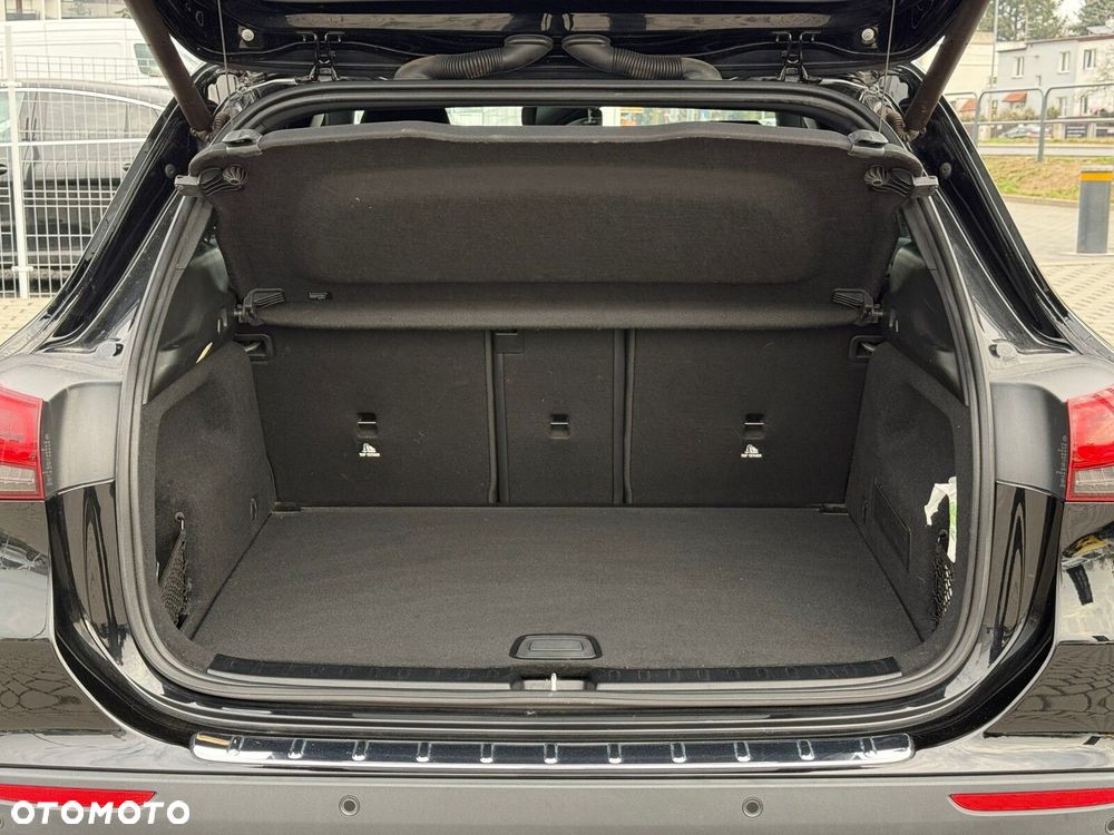 Mercedes-Benz GLA 200 Progressive - 26