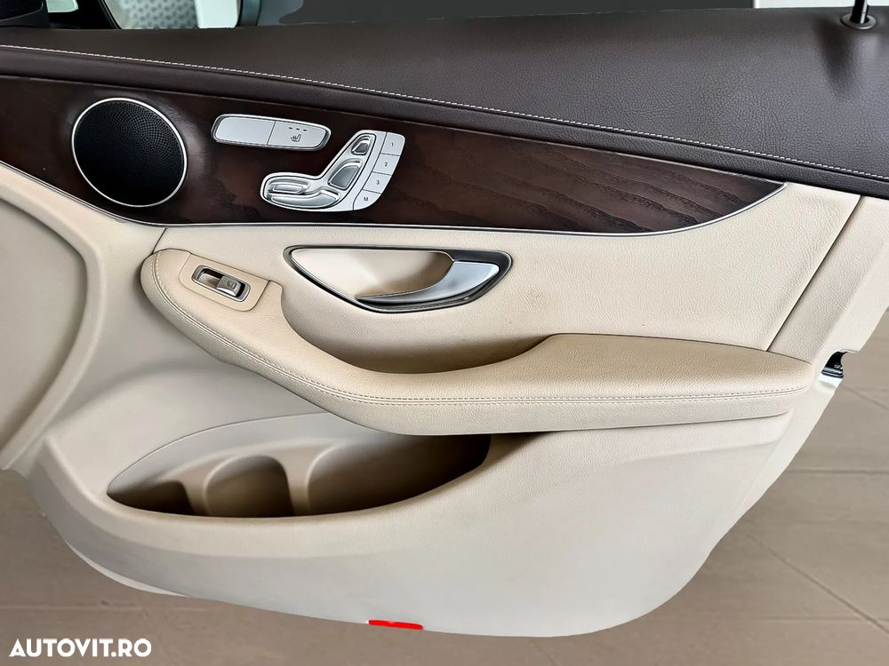 Mercedes-Benz GLC 300 de 4Matic 9G-TRONIC - 10