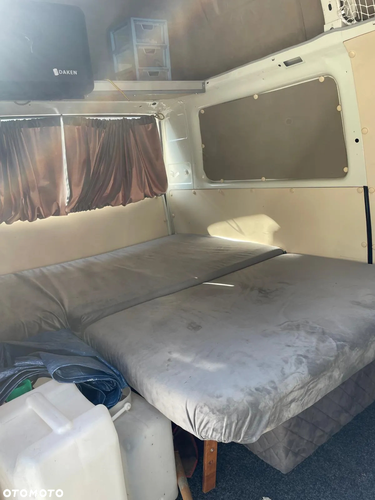 Volkswagen Transporter - 9