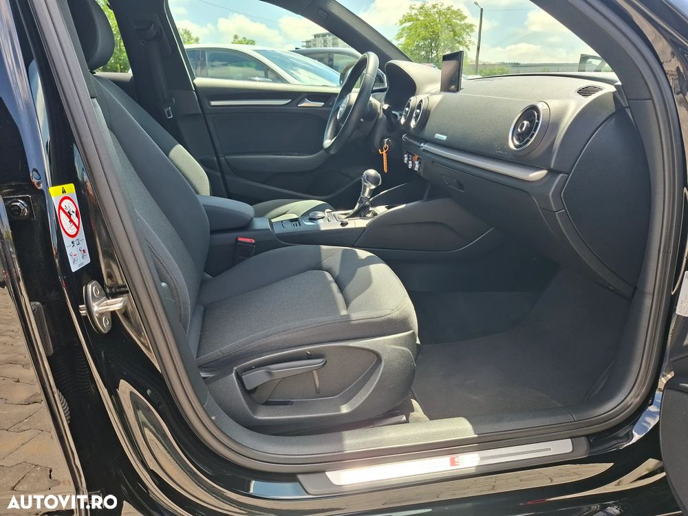 Audi A3 2.0 TDI S tronic Sport - 14