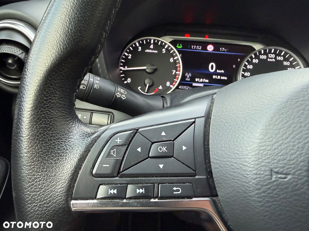 Nissan Juke 1.0 DIG-T Kiiro - 24