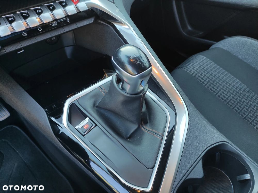 Peugeot 3008 BlueHDi 120 Stop & Start Active - 19