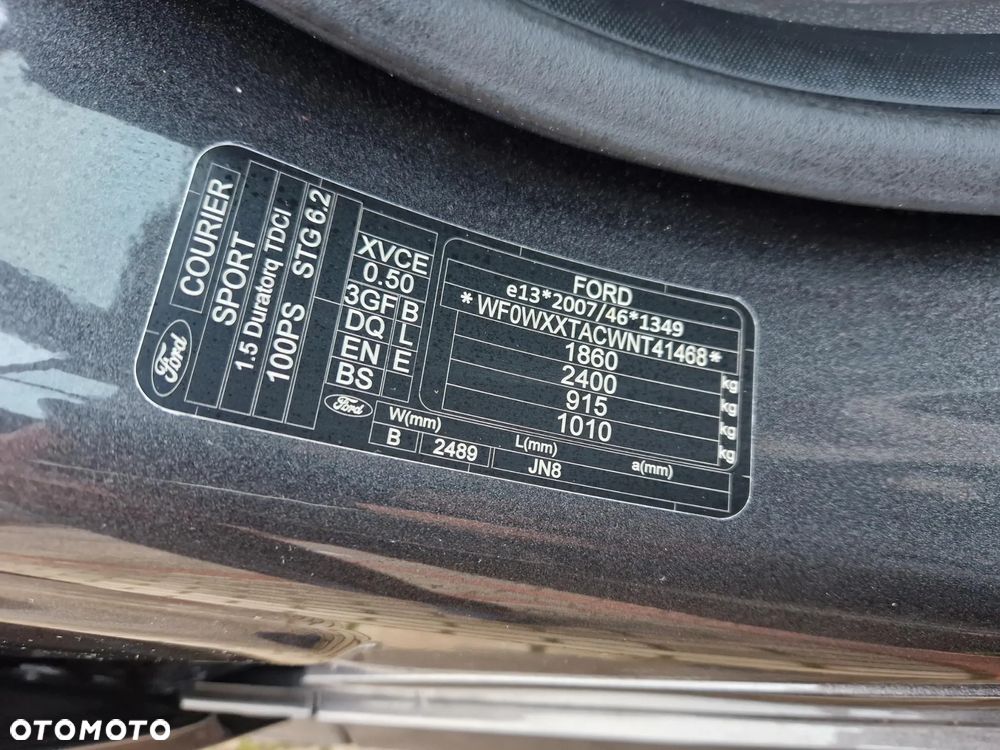 Ford COURIER - 25