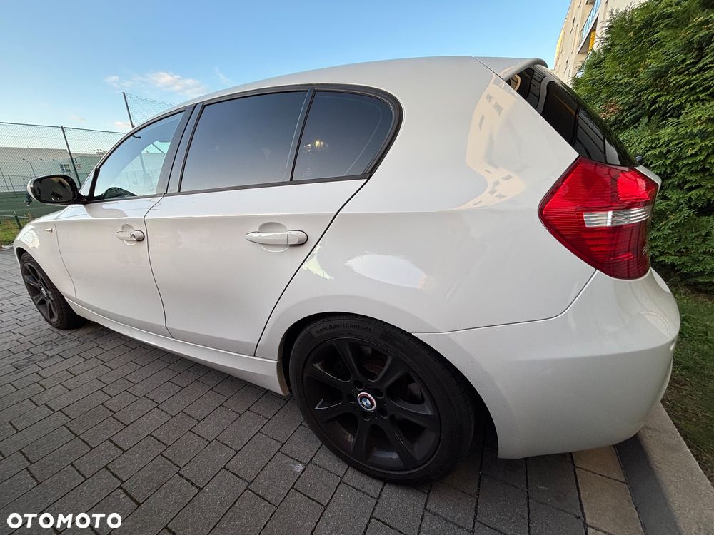 BMW Seria 1 118d - 12