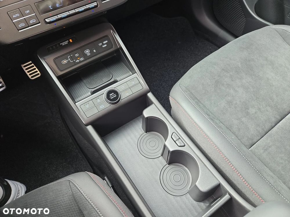 Hyundai Kona 1.6 T-GDI N-Line DCT - 16