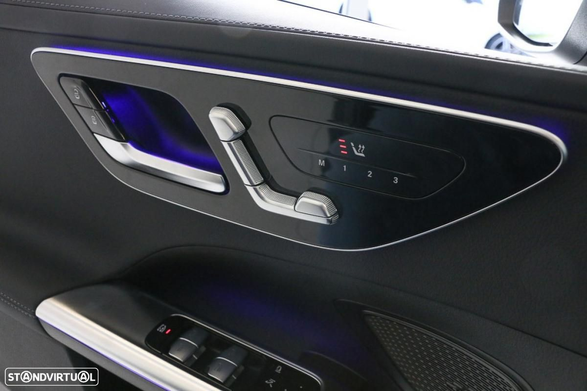 Mercedes-Benz C 300 d AMG Line - 34