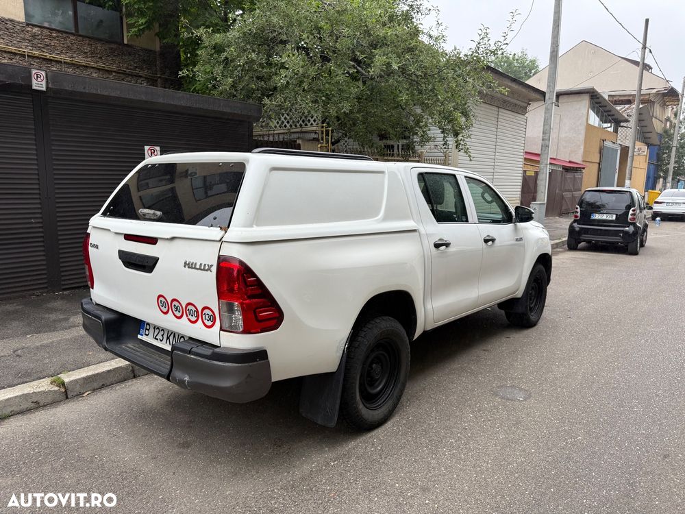 Toyota Hilux 4x4 Double Cab M/T Style - 24