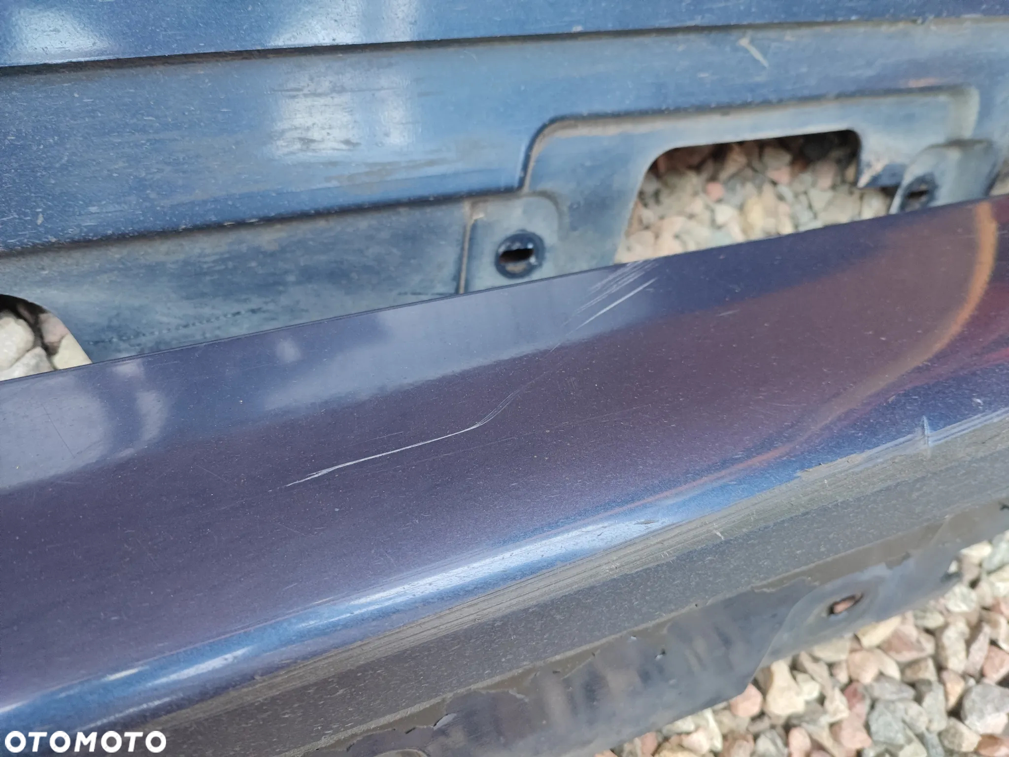 BMW F11 / F10 / F11N / F10N ORYGINALNE NAKŁADKI NA PROGI LEWA / PRAWA W KOLORZE  TIEFSEEBLAU METALLIC O KODZIE LAKIERU A76 O NR.  51 77 7 262 663 / 51 77 7 262 664 OEM W DOBRYM STANIE - 22