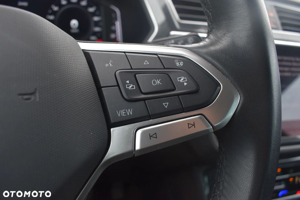 Volkswagen Tiguan 2.0 TSI 4Mot Elegance DSG - 29
