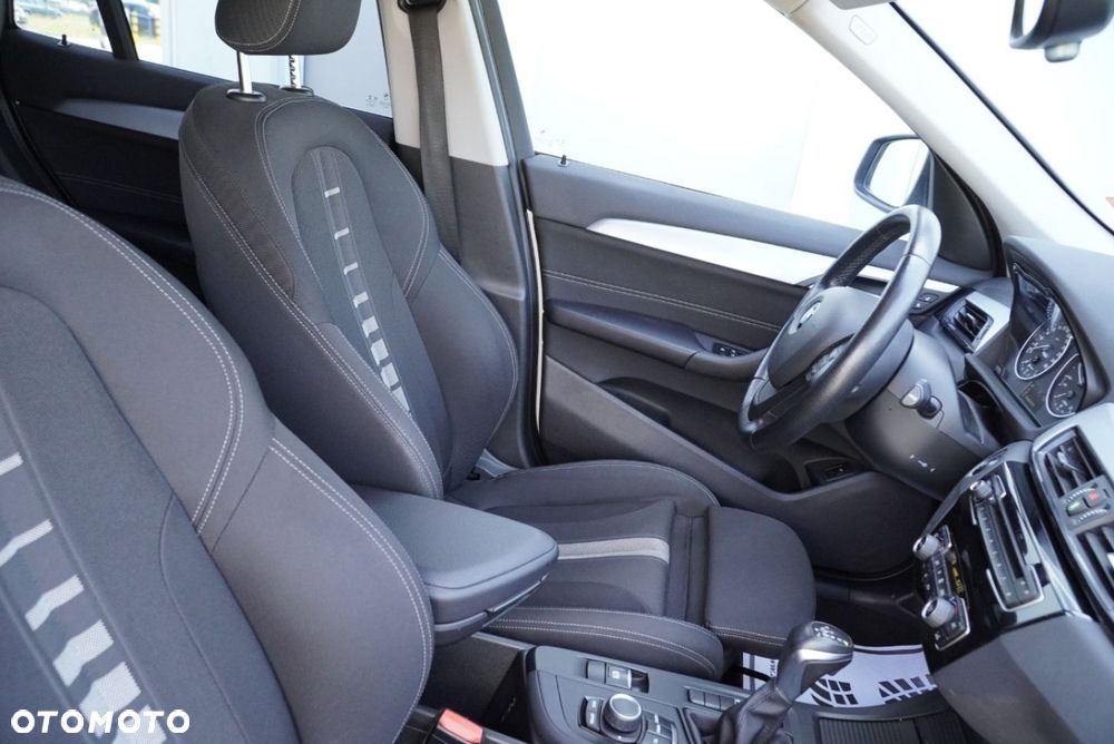 BMW X1 sDrive18d Advantage sport - 12