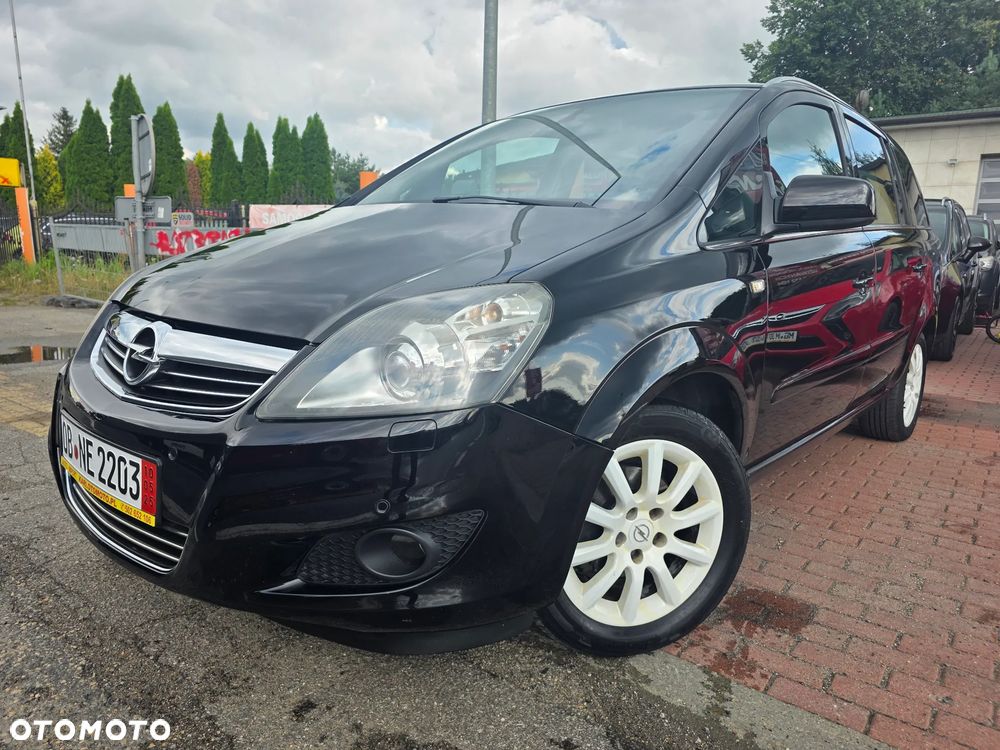 Opel Zafira 1.8 Design Edition - 1