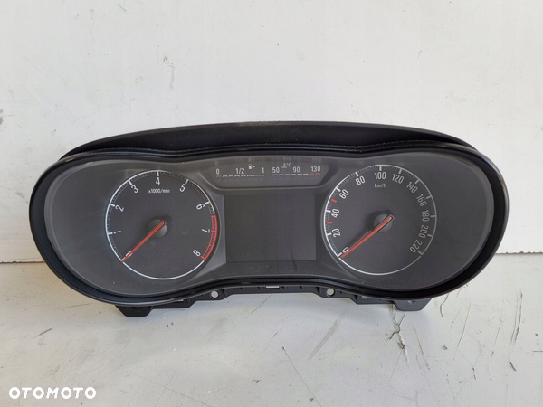 LICZNIK ZEGARY OPEL CORSA E 1.4B 39107236