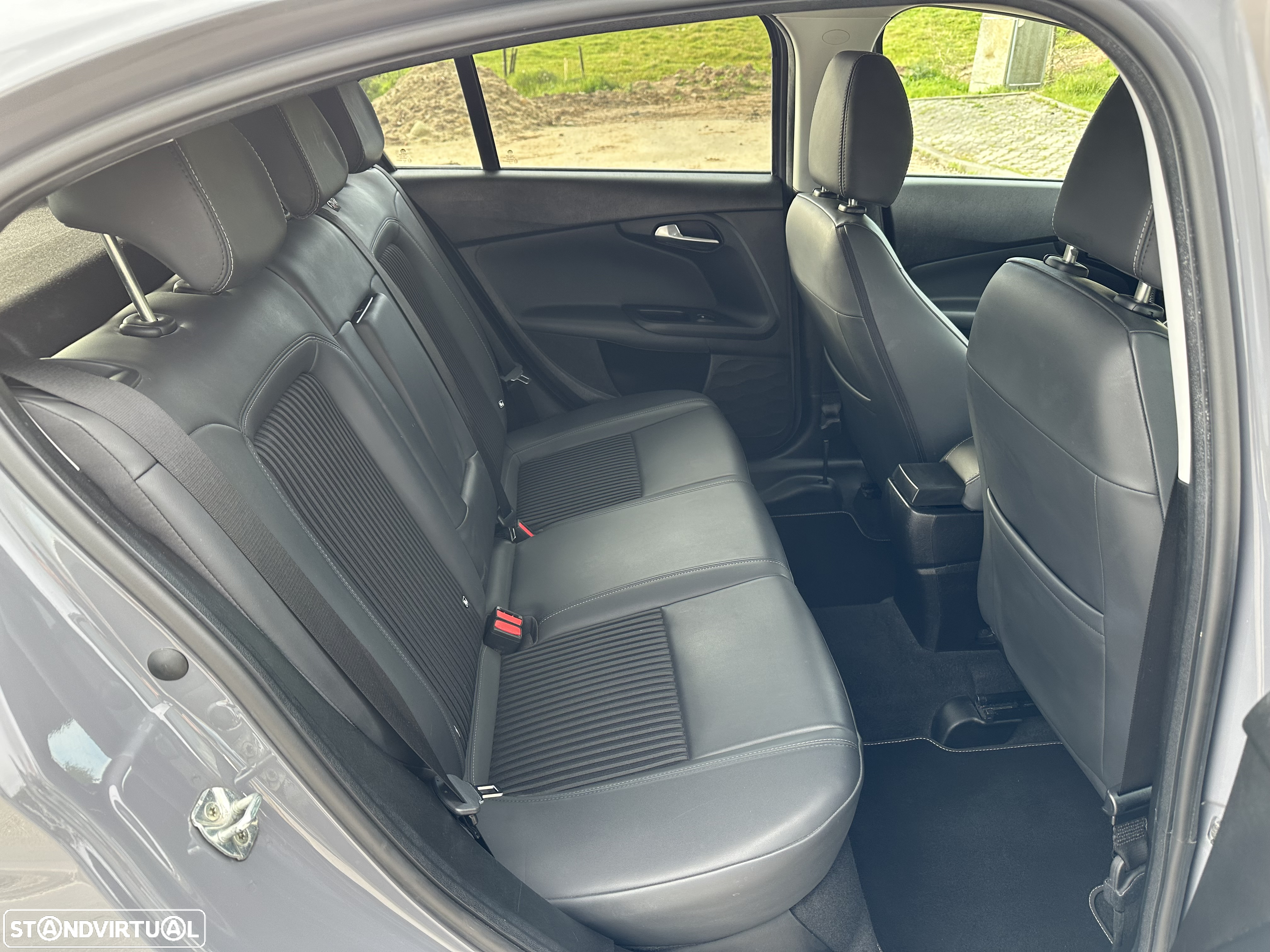 Fiat Tipo 1.6 M-Jet Sport - 18