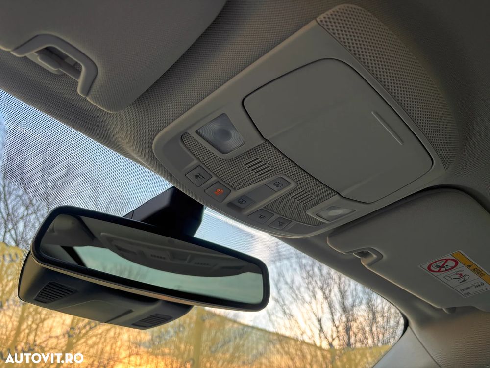 Ford Mondeo Vignale 2.0 TDCi Powershift AWD - 31