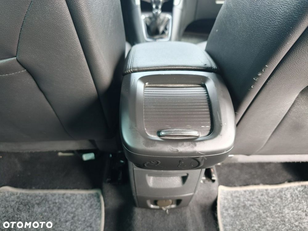 Opel Zafira - 16