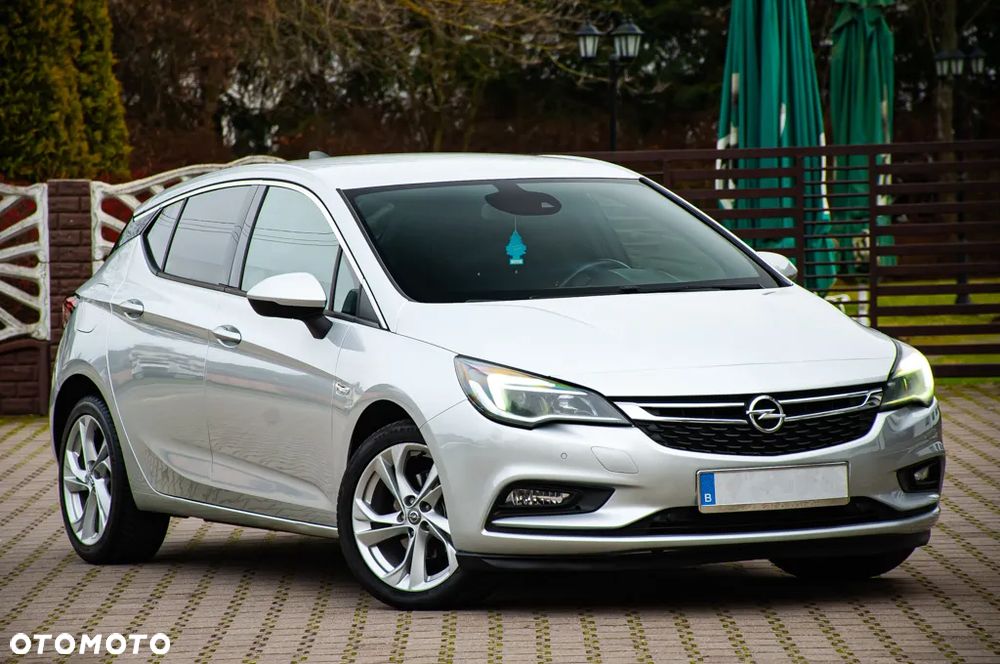 Opel Astra 1.4 Turbo Innovation - 10
