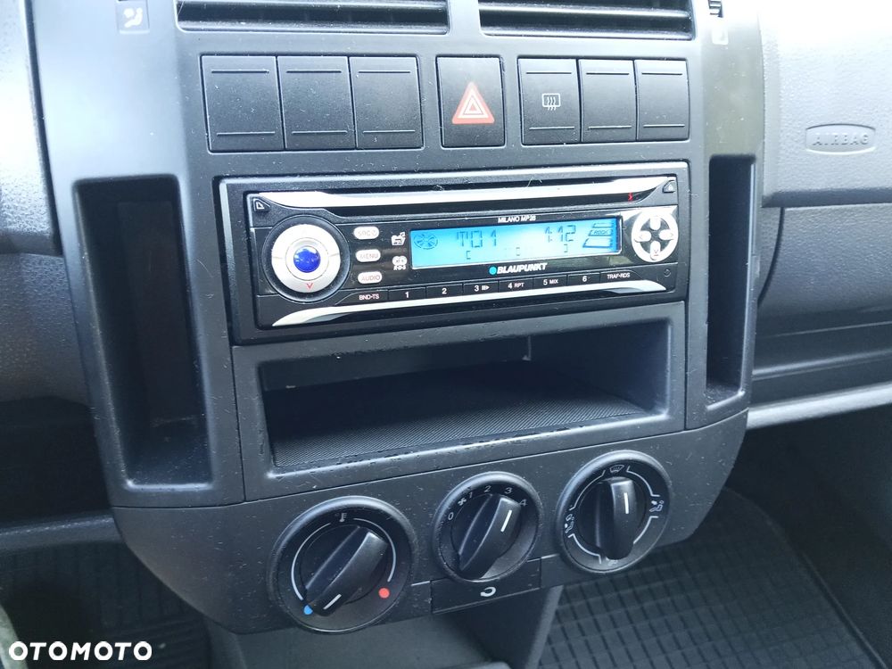 Volkswagen Polo - 10