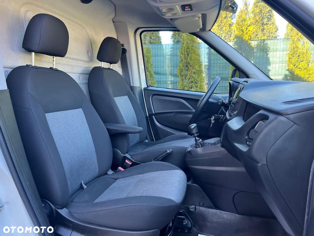 Fiat DOBLO MAXI - 32