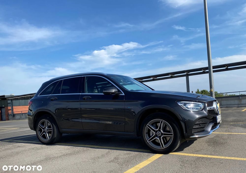 Mercedes-Benz GLC 300 e 4-Matic - 5