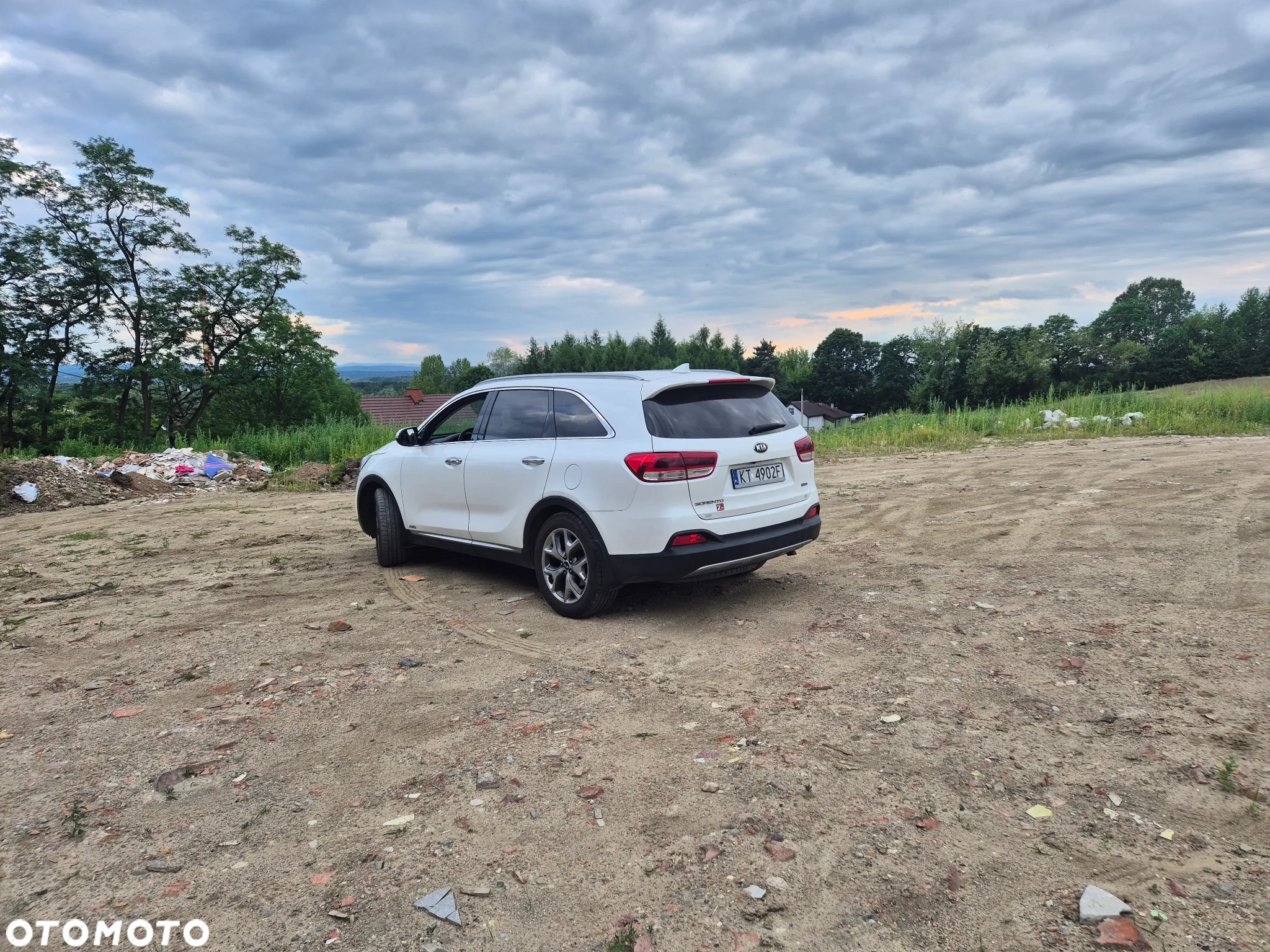 Kia Sorento - 2