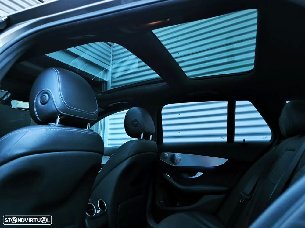 Mercedes-Benz C 300 de AMG Line - 32