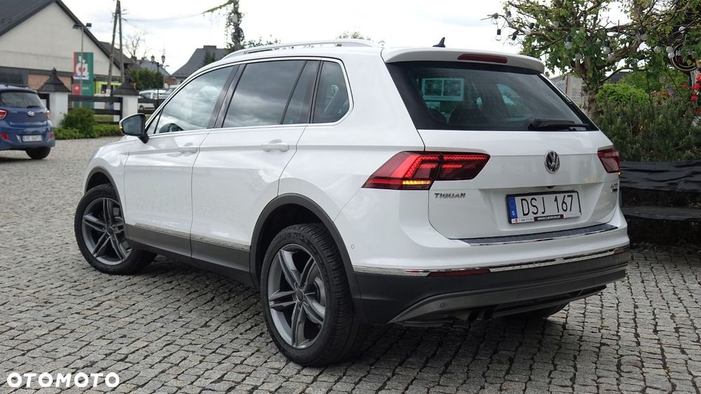 Volkswagen Tiguan - 4