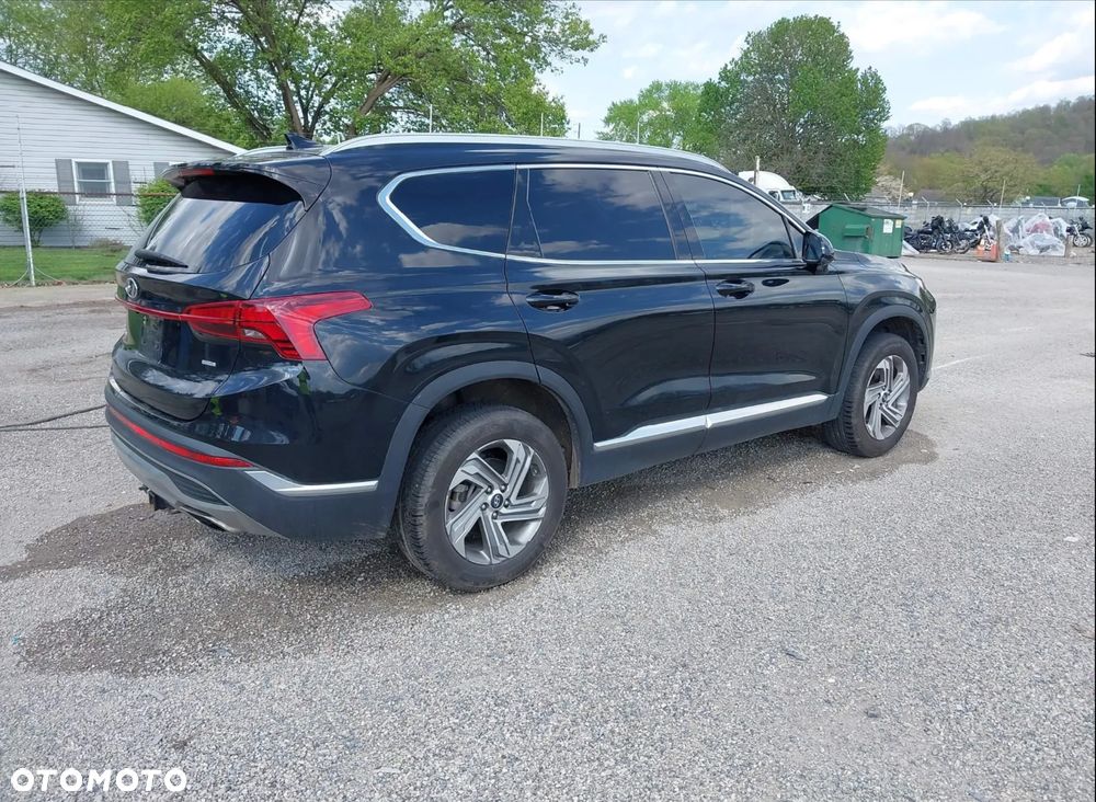 Hyundai Santa Fe - 3